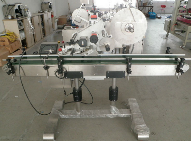 Leadworld Brand plastic bag labelling machine