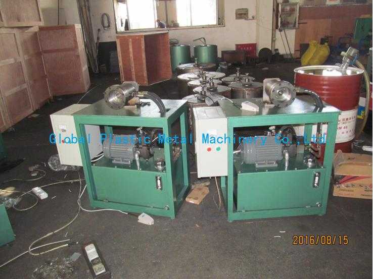 Hydraulic hose crimping machine