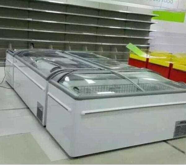 Horizontal chest freezer AHT paris island for supermarket