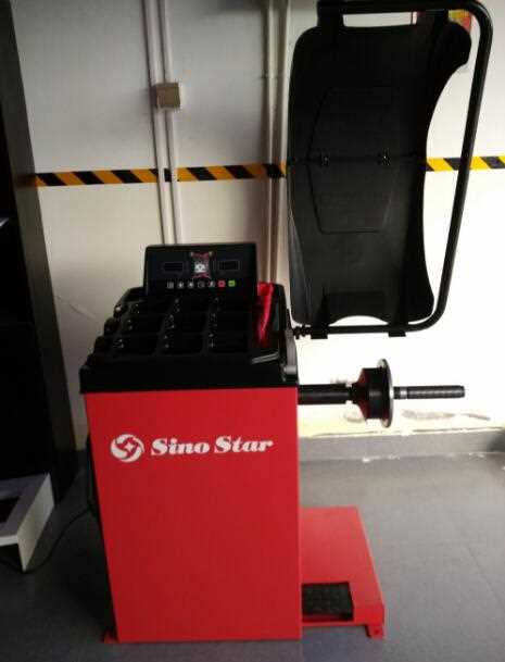 Advanced Manual Width Wheel Balancer