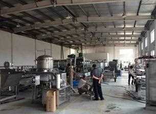 Fruit juice filling machine