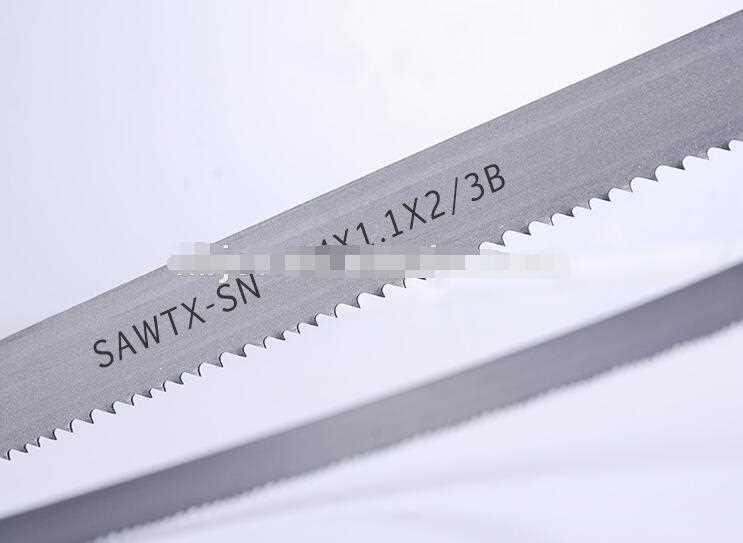 Band saw blades for cutting carbon steel pipe