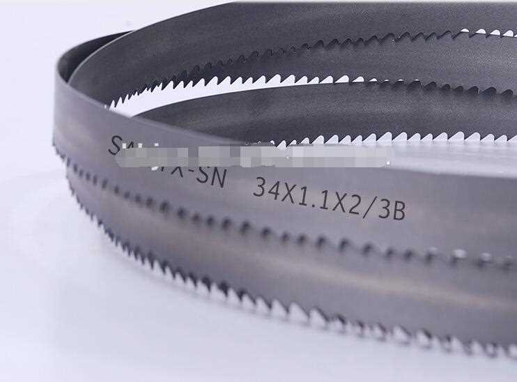 Band saw blades for cutting carbon steel pipe