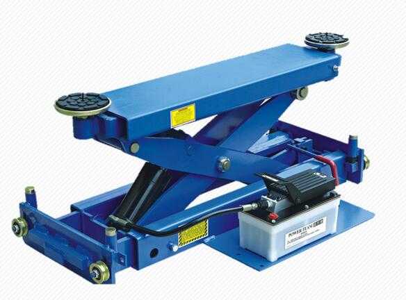 5.5t Four Cylinder Hydraulic Vehicle Lift