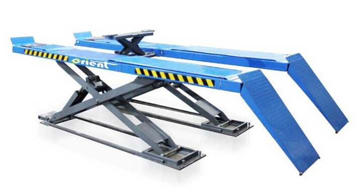 Large Hydraulic Vehicle Lifting Machine