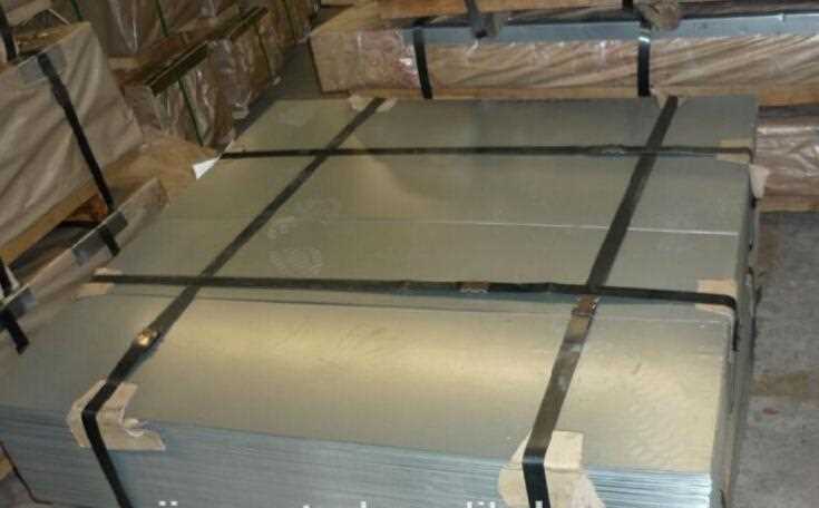 Hot rolled galvanized steel sheet