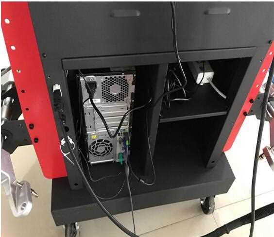 Manufacturer Wheel alignment aligner