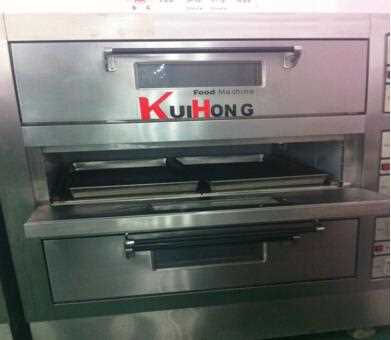 Deck baking oven for bread cake