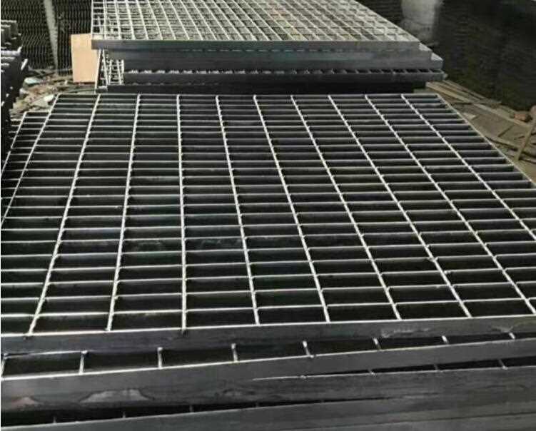 Factory Price Hot Dip Galvanized Steel Grid Plate