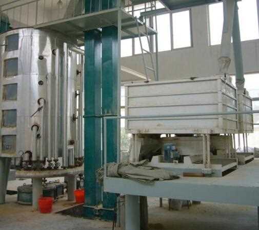 Requirements for extraction cake ,steam ,water. electricity etc:    Moisture of extraction material 5-8% temperature of extraction material 50-55&deg;C oil content of extraction material 50-55&deg;C oil content of extraction material 14-18% thickness of extraction cake less than 13mm powder porosity of extraction material less than 15% (30 mesh) steam more than 0.6Mpa solvent national standard No. 6 solvent oil electric powe 50HZ 3*380V&plusmn;10% Electric lighting 50HZ 220V &plusmn;10% tempreture of supplement water less than 25&deg;C Hardness less than 10 volume of supplement water 1-2m/t raw material temperature of recycle water less than 32&deg;C