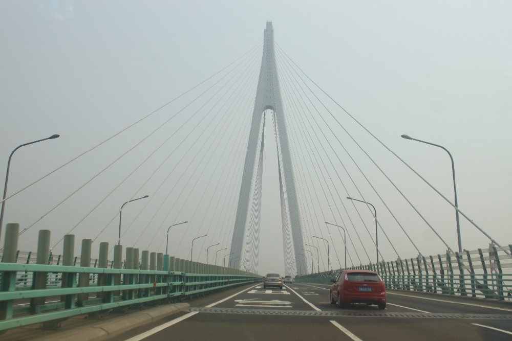 Anti-dazzling board high way anti-glare board in light weight