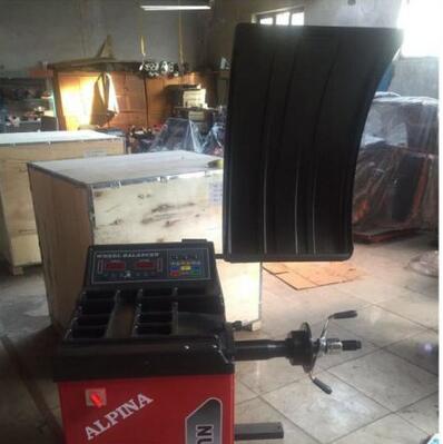 Simple Disassembly Electric Truck Wheel Balancer