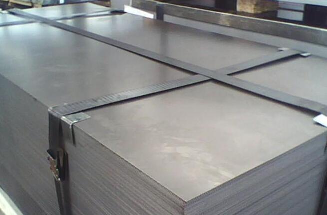Hot rolled galvanized steel sheet