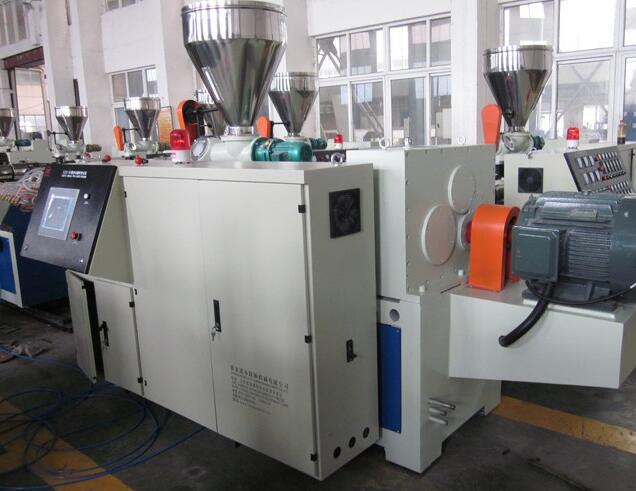 Lianshun machinery PVC/PP/PE wood plastic composite machine