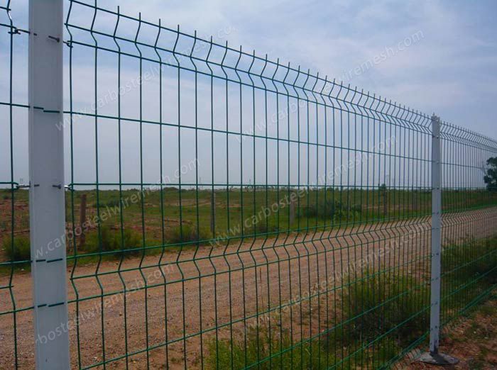Wire mesh fence China